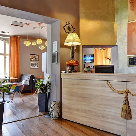 فندق Davinci 4*
