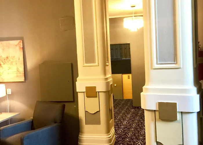 Davinci Hotel 4*